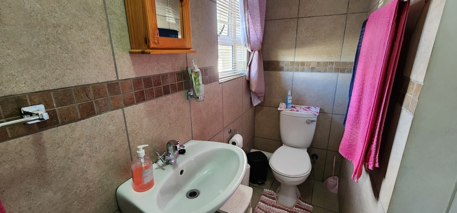 2 Bedroom Property for Sale in Swellendam Western Cape